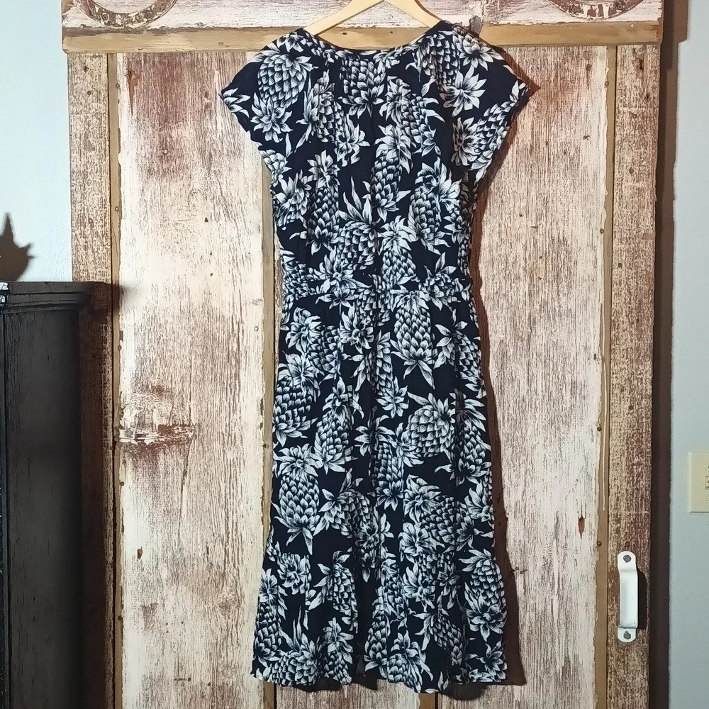 J Crew Navy Novelty Pineapple Print Cotton Pullover Pockets Covered Button 6